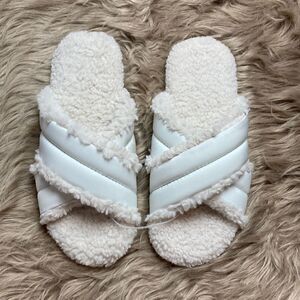 OFFLINE By Aerie Quilted Puffer Slides- Soft Muslin